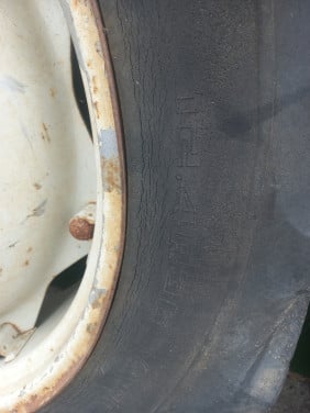 Te koop complete wielen Ford tractor