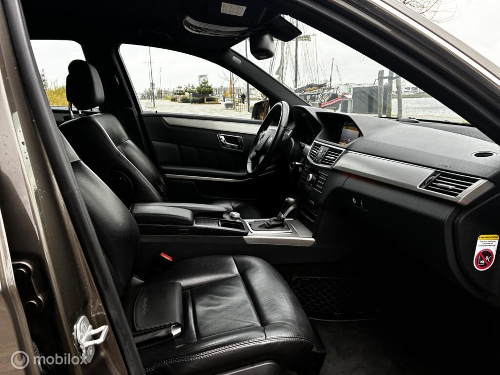 Mercedes E-klasse 250 CGI Business Class Avantgarde km305.599 Nap BJ2010