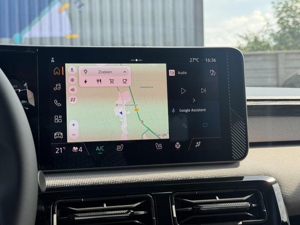 Nissan Micra advance 52 kwh chill interieur