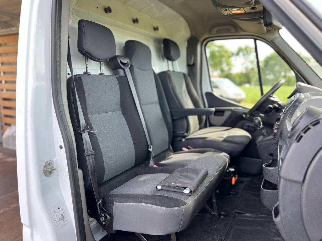 Renault Master t35 2.3 dci l3h3