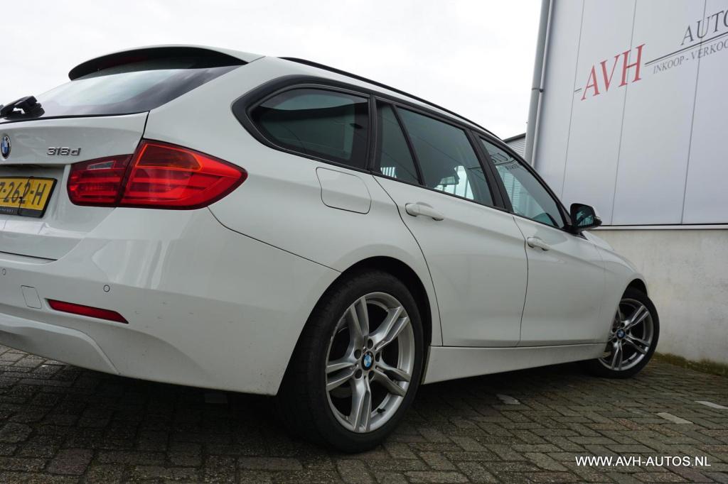 BMW 3-serie touring 318d executive