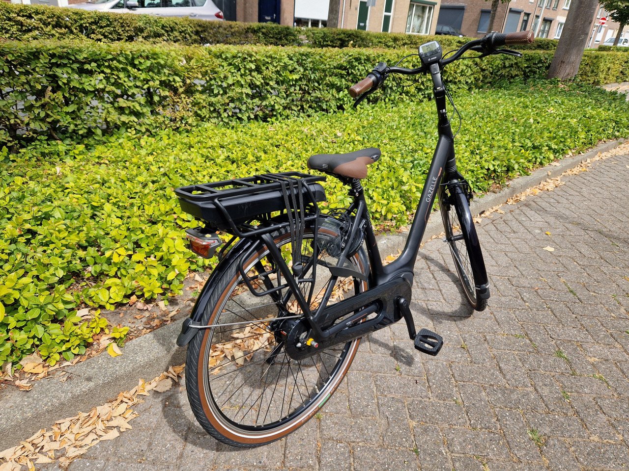 Zo goed als nieuwe Gazelle Orange C8 met Bosch middenmotor en 500WH accu