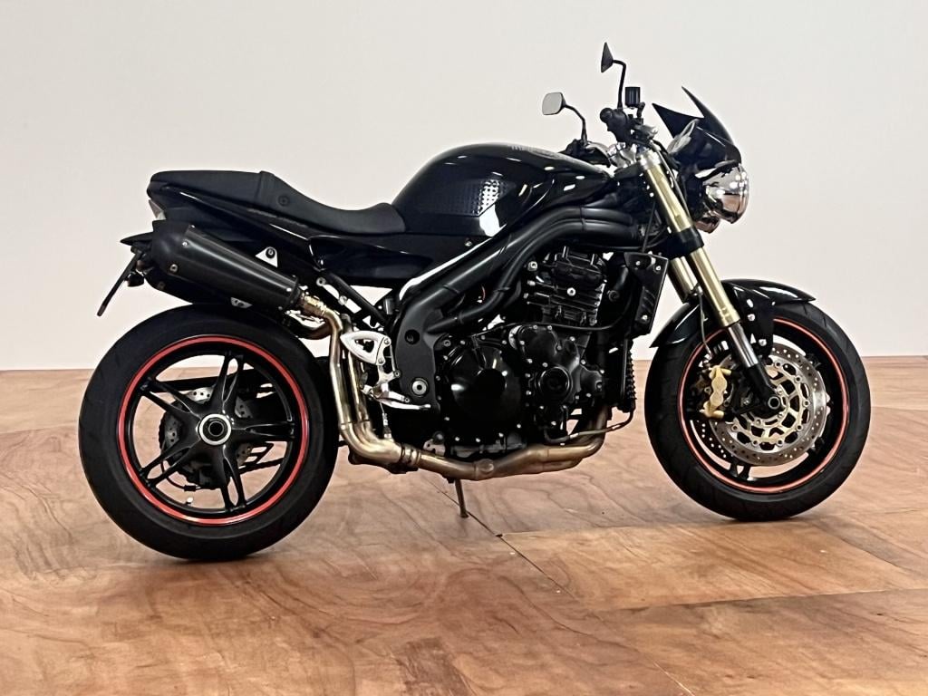 Triumph Speed Triple sport