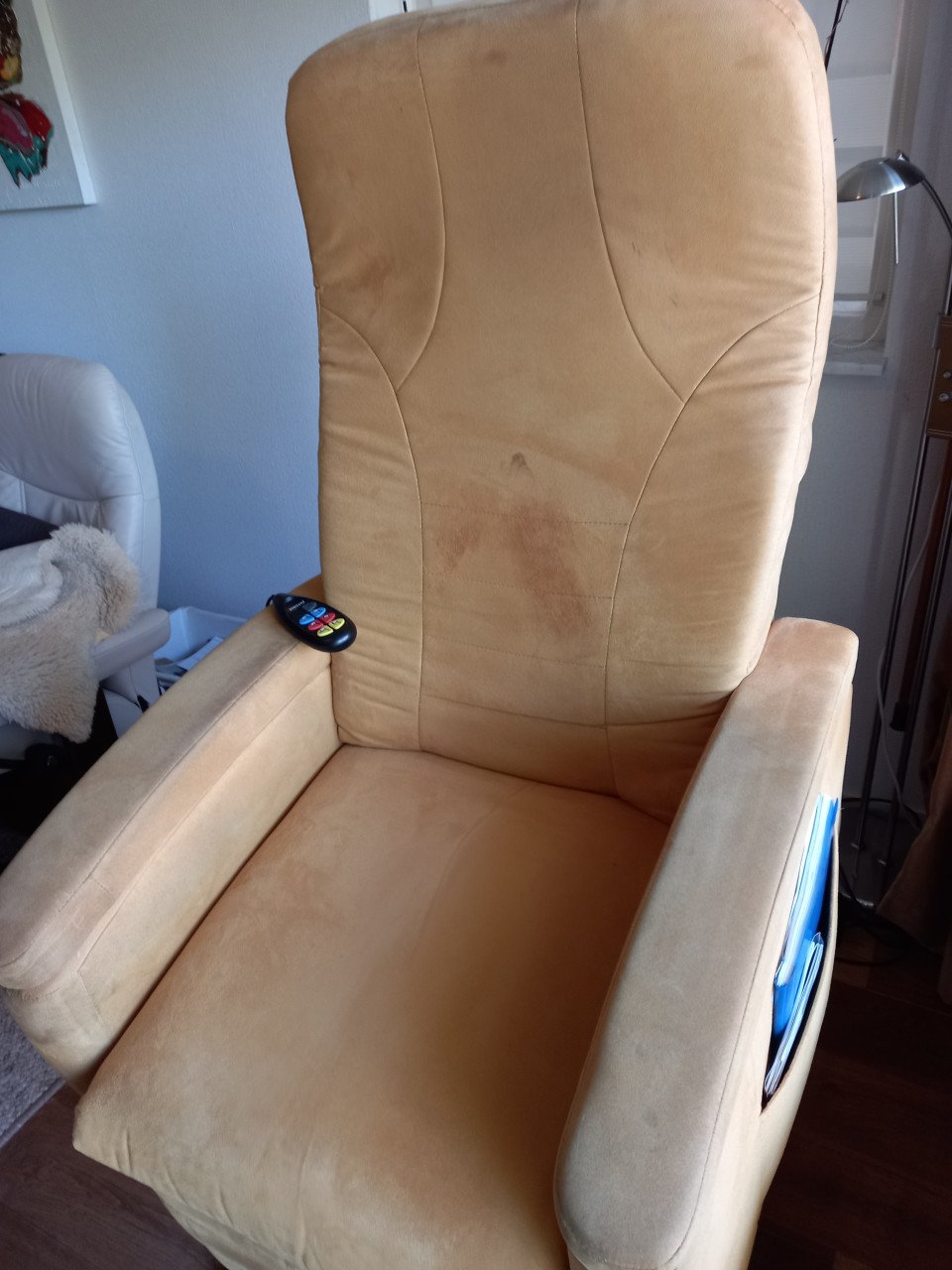 Heerlijke relax fauteuil met sta op functie. Fitform
