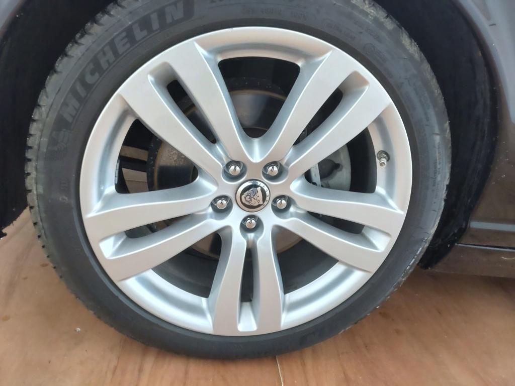 Jaguar Xj 4.2 v8 executive