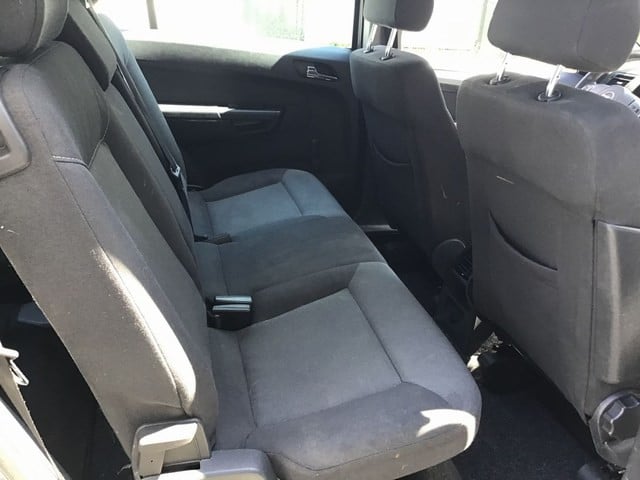 Opel Zafira 1.8 automaat 7-persoons | cruise | trekhaak | nap | nieuwe apk 