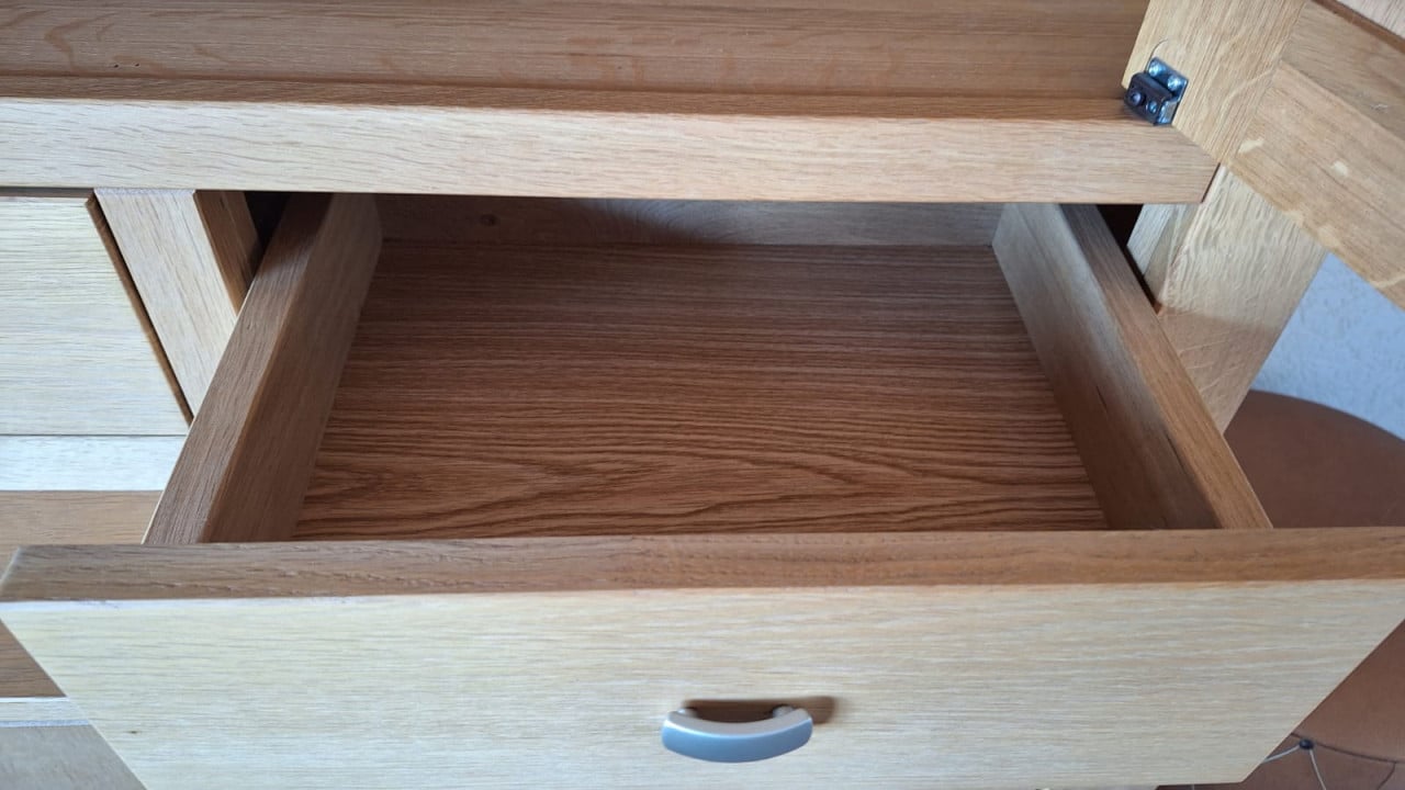 Zeer mooie eiken wandkast