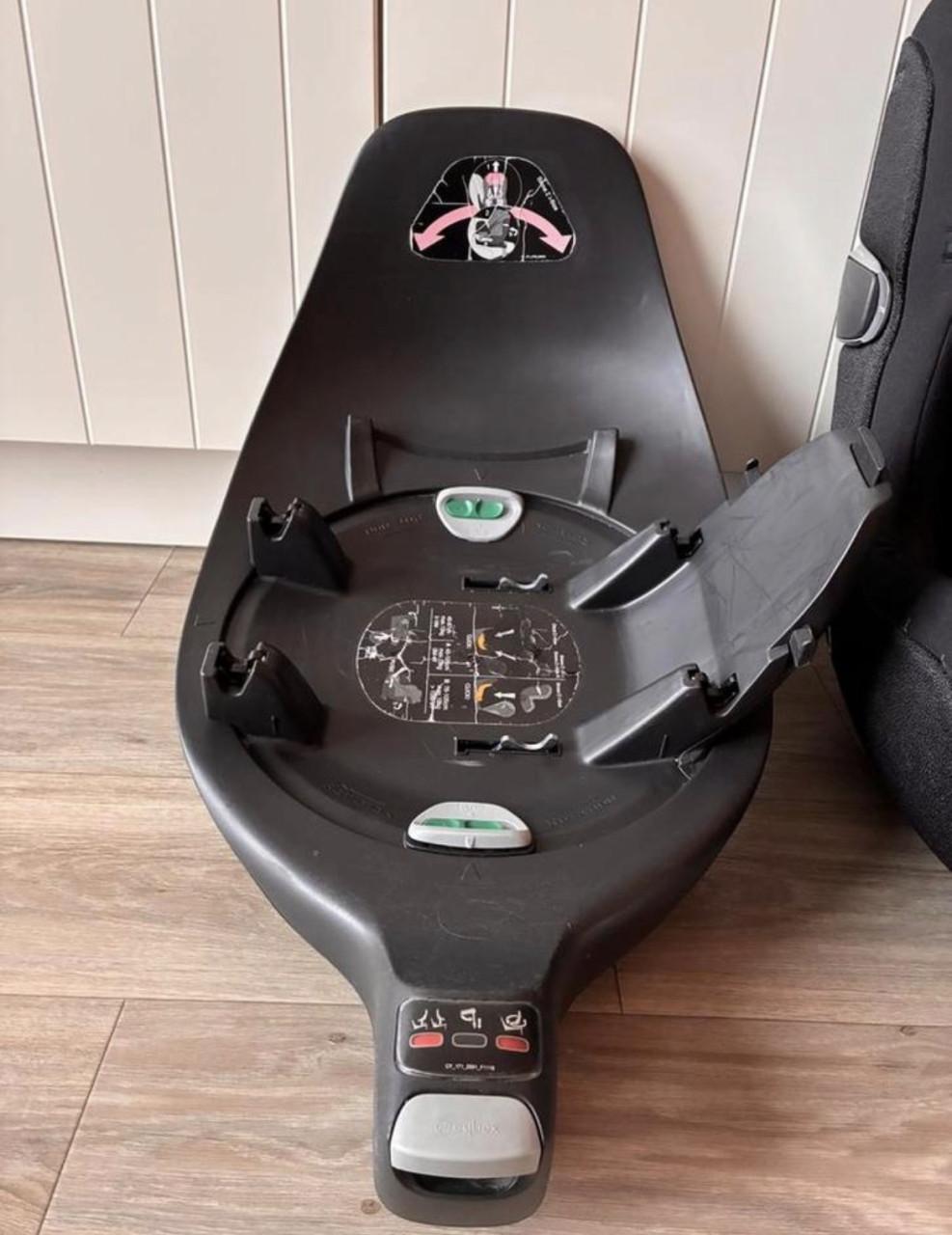 Cybex Sirona Z I-size + base Sirona