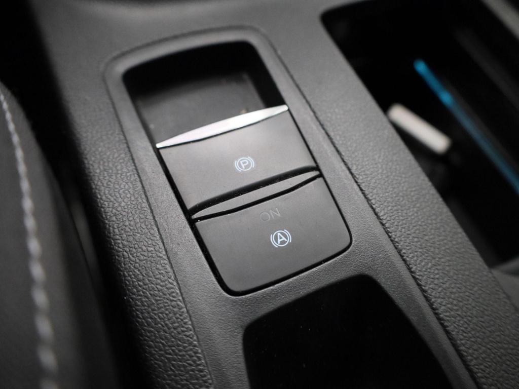 Ford Focus titanium 1.0 ecoboost hybrid | climate control | cruise control 