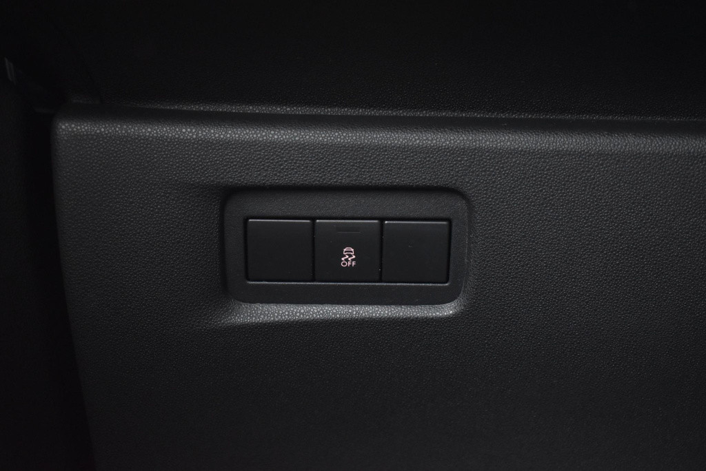 Ds Ds 3 1.2 puretech so chic | cruise control | climate control | navigatie