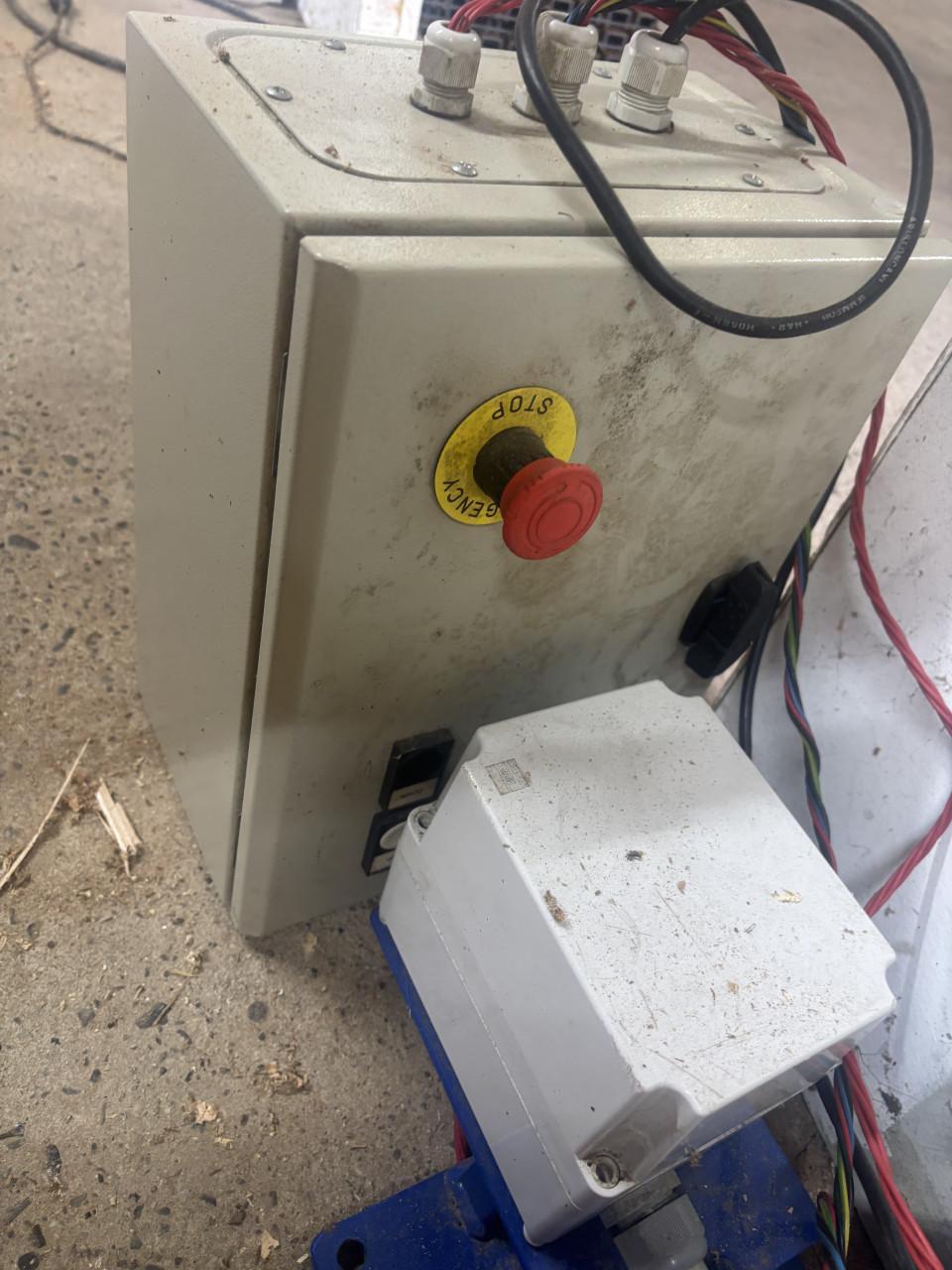 Elektrische takel/lier met vertraging en bedieningspaneel