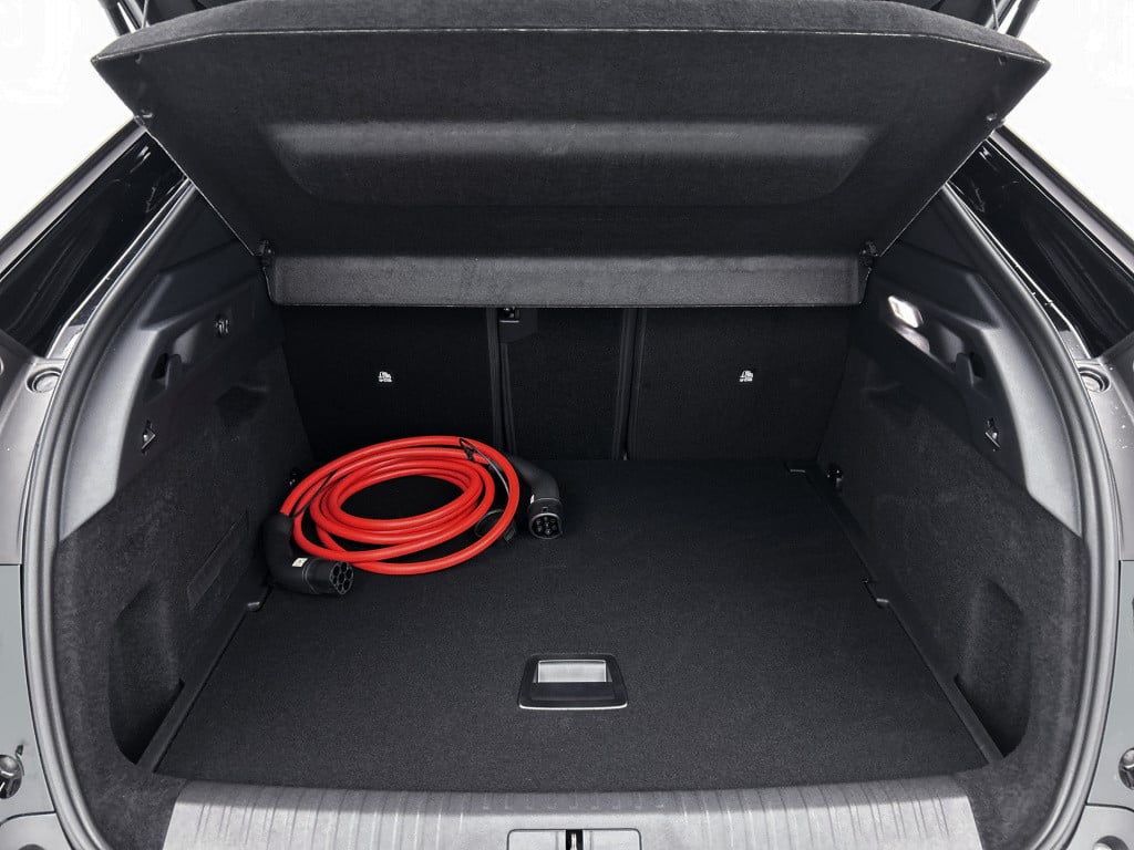 Peugeot E-3008 allure avantage 73 kwh