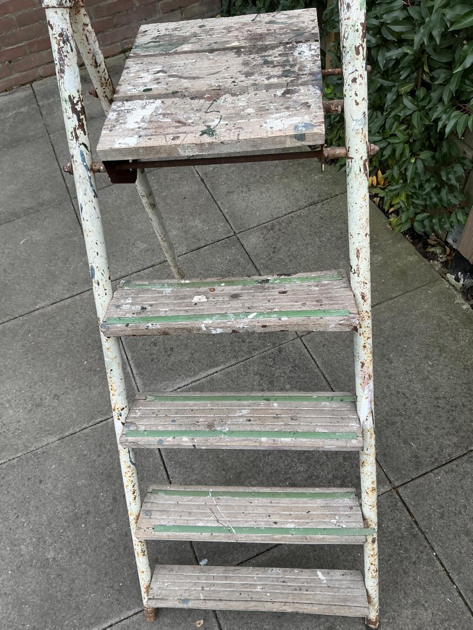 OUDE BRABANTIA HUISHOUDTRAP