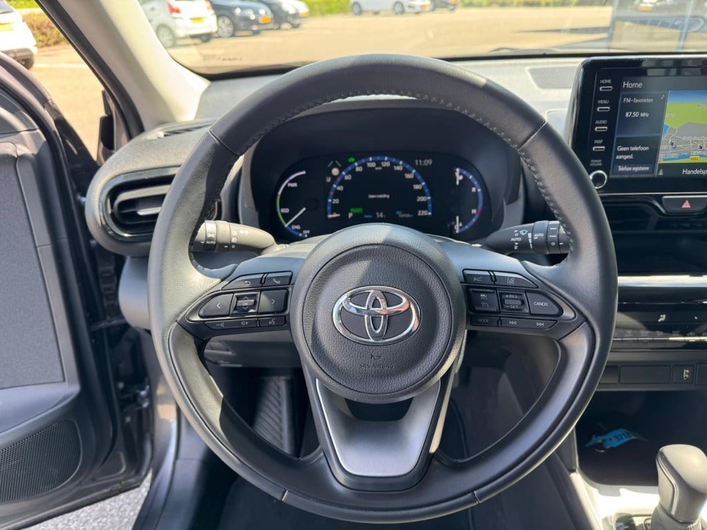 Toyota Yaris Cross 1.5 hybrid business