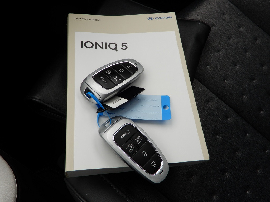 Hyundai Ioniq 5 connect 73kwh | zeer nette auto! | 1e eigenaar | navigatie 