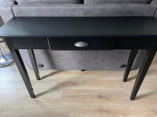 Sidetable, wandtegel zwart. 120br80hg