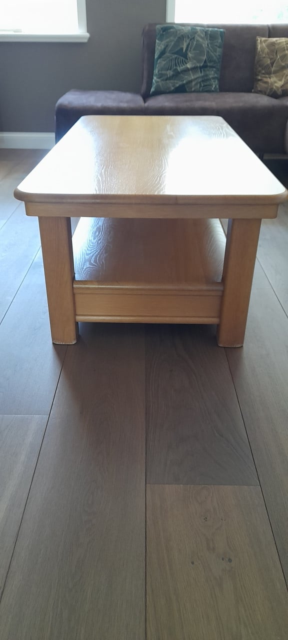 Eiken Salontafel