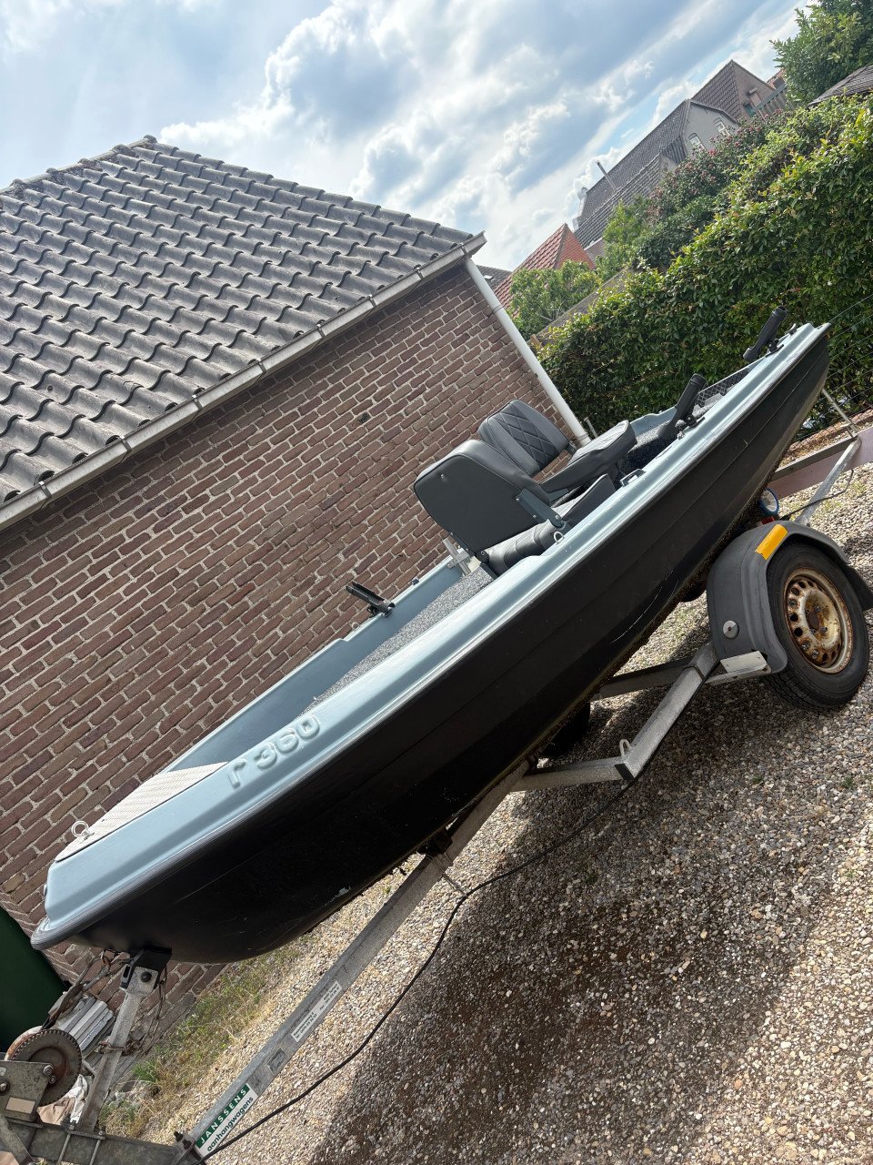 Leuk (roofvis )bootje  3.60m met trailer
