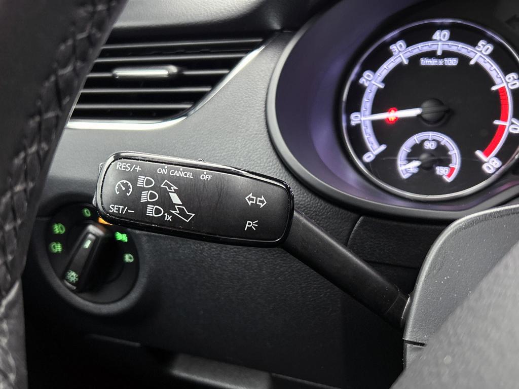 Skoda Octavia combi 1.0 tsi greentech business edition | navigatie | climat