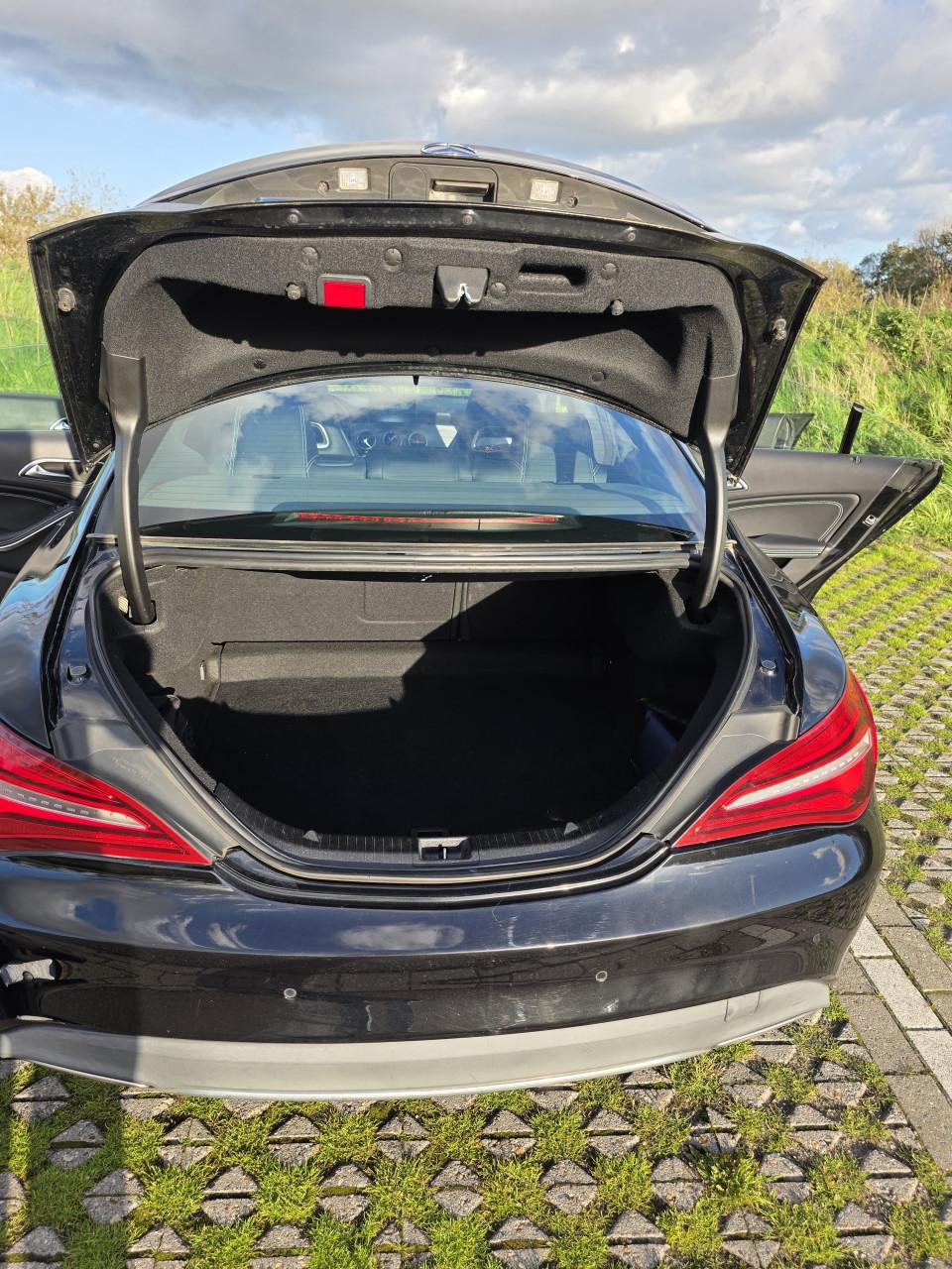 Mercedes-Benz CLA 180-1,6-90KW-Bouw jaar 2018- 87949 km stand-Benzine