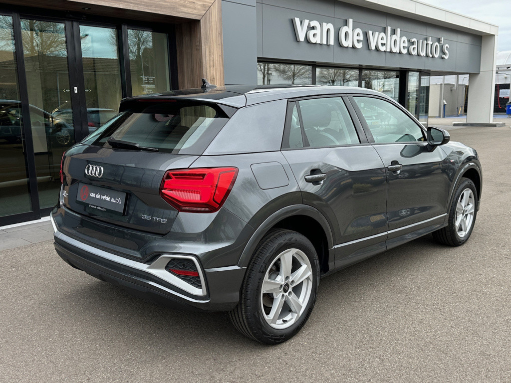 Audi Q2 35 tfsi 150pk s-tronic s-line | led | camera | carplay | elek. acht
