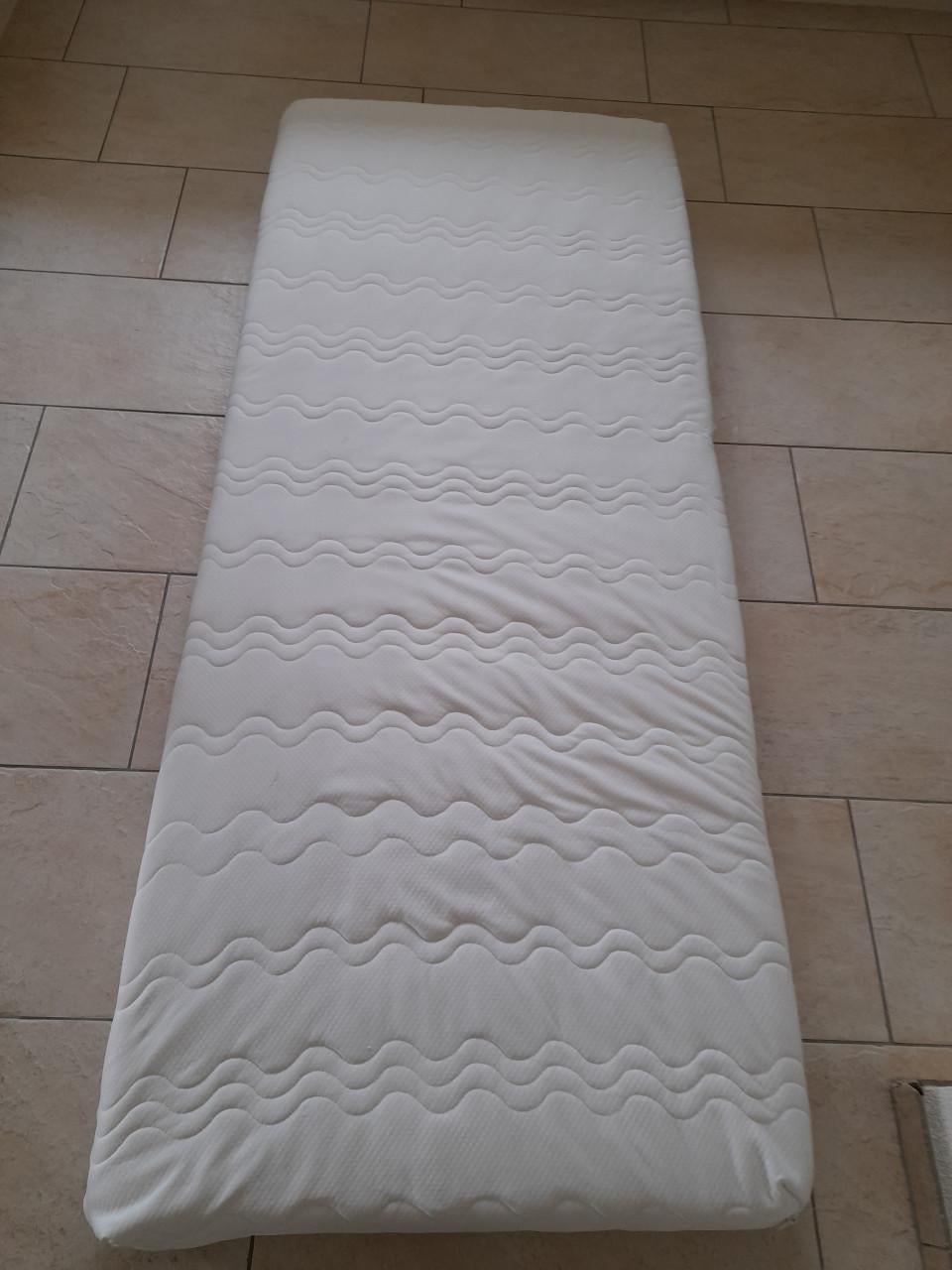 Matras 80 x 200 x 13 (in goede nette staat)