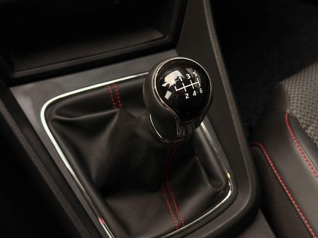 Seat Leon 2.0 tdi fr | led | navi | cruise | dab | stoelverwarming | blueto