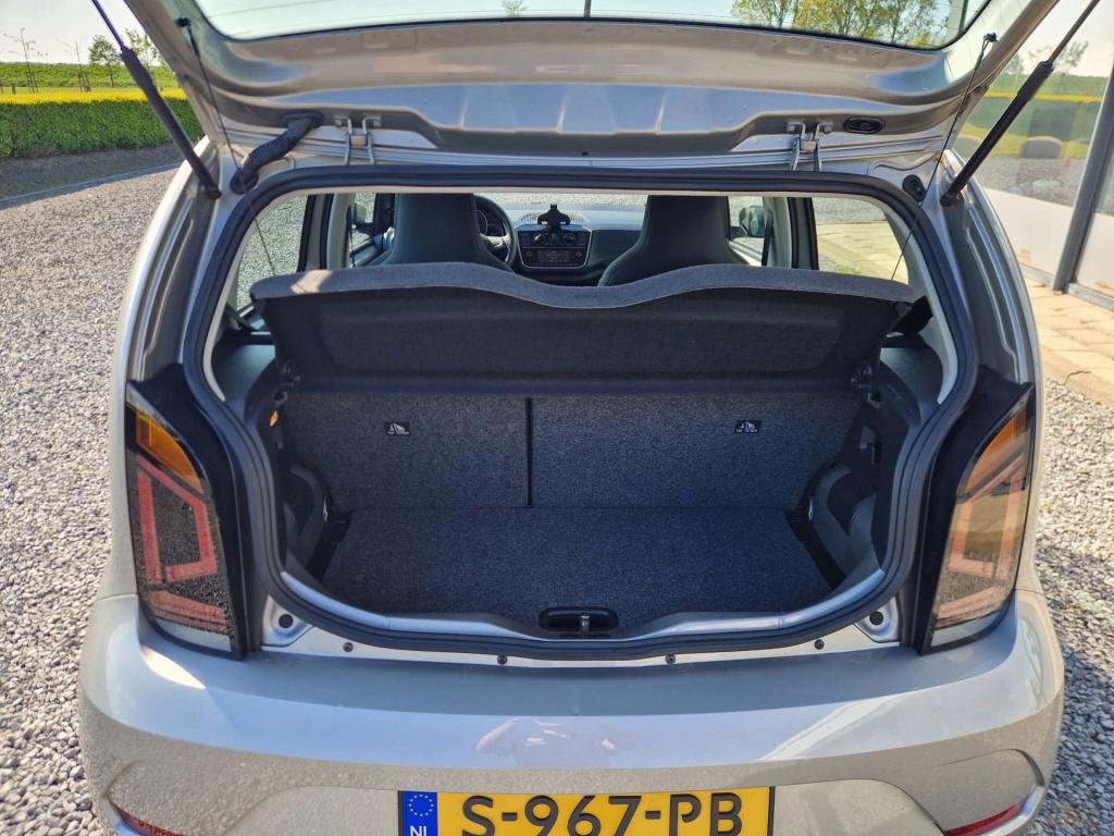 Volkswagen UP! 1.0 | lane assist | airco | bluetooth | dab | elektr. ramen