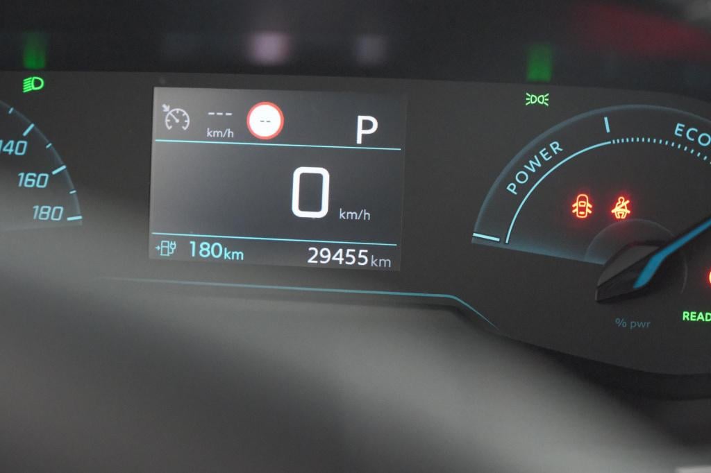 Peugeot 208 ev allure 50 kwh | 98,9% soh | 11 kw lader | navigatie | parkee
