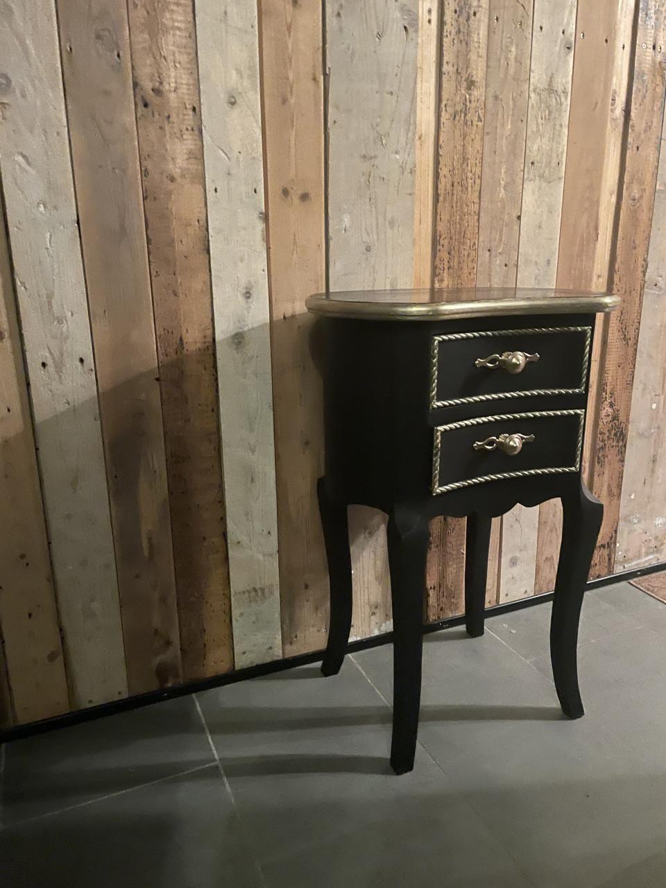 : Brocante Nachtkastje / Bijzettafeltje - Matzwart met Goud - 2 Lades