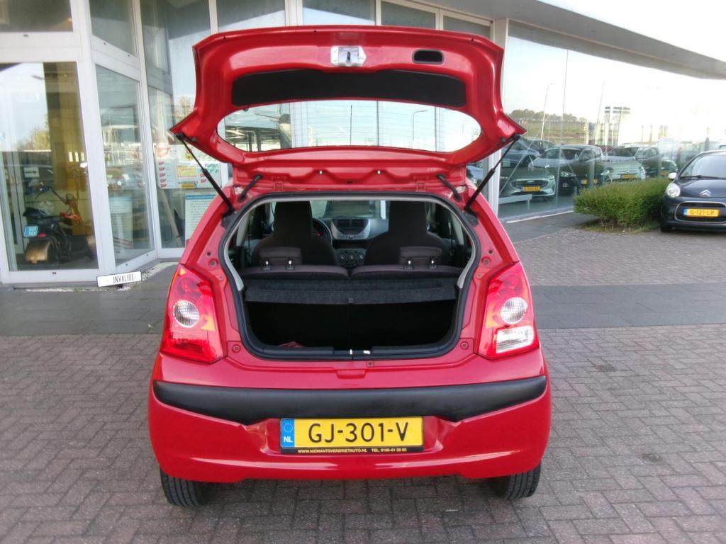 Nissan Pixo 1.0 airco, c.v. 92000 km (lichte hagelschade)