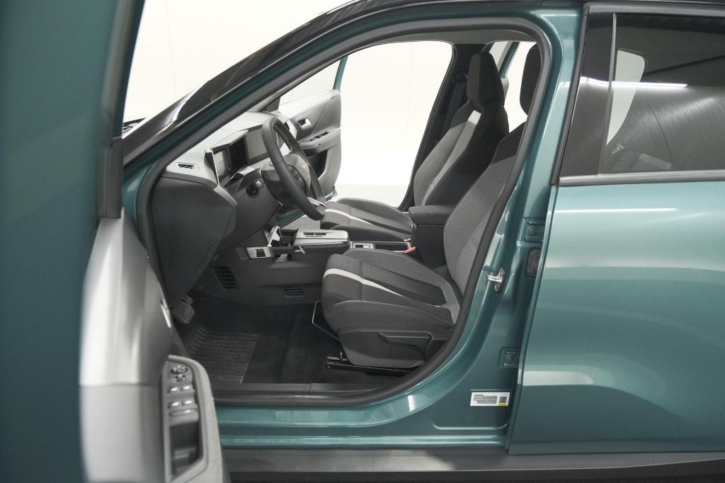 Opel Frontera turbo hybrid 145 gs | 7 zitplaatsen | navigatie | dodehoekdet