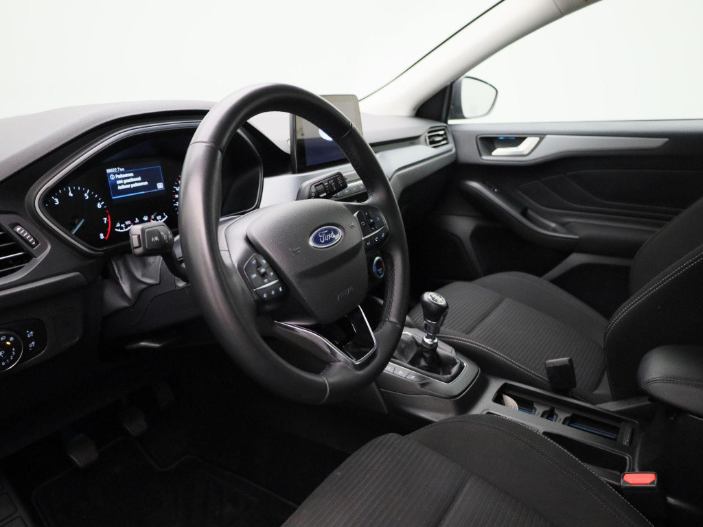 Ford Focus wagon 1.0 ecoboost hybrid titanium style | parkeer sensoren | cl