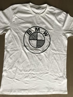BMW-T shirt. €5