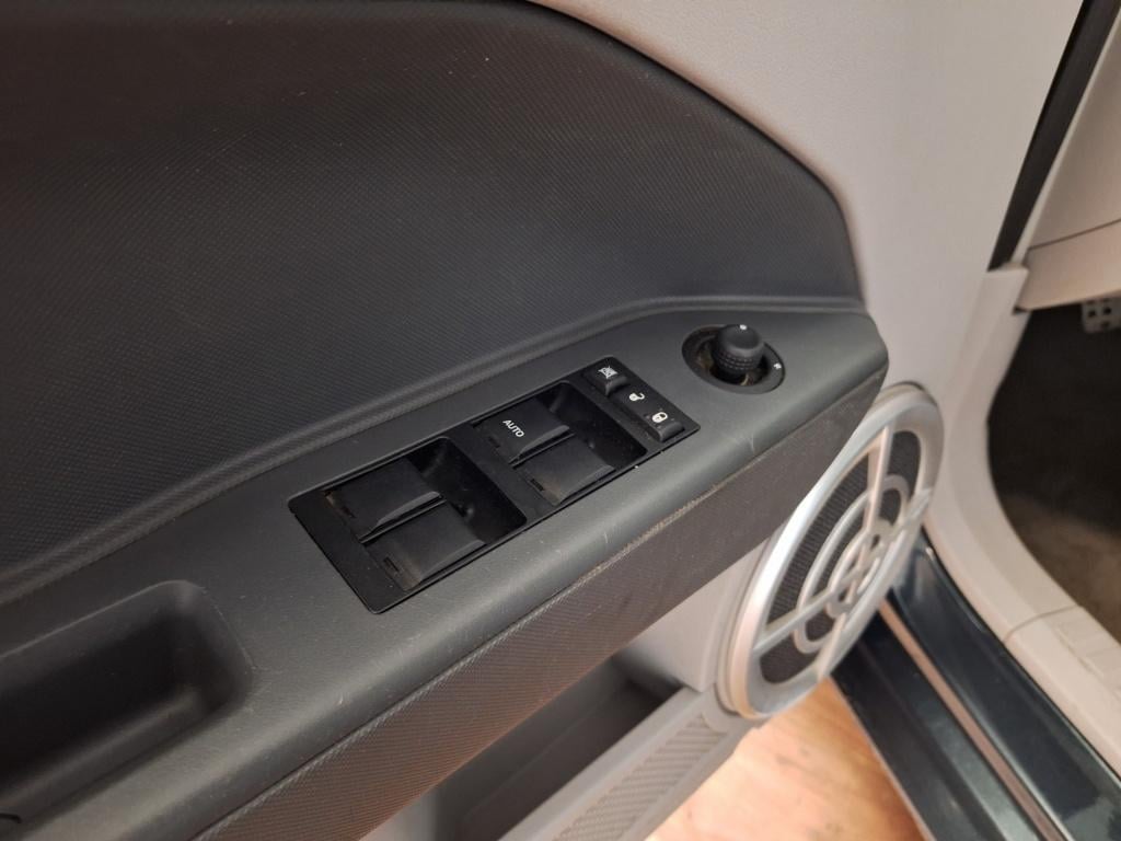 Dodge Caliber 2.0 sxt | stoelverwarming | trekhaak