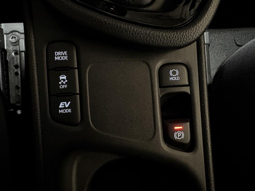 Toyota Yaris Cross 1.5 hybrid 115 first | stoel.ver| comfort pack| camera| 