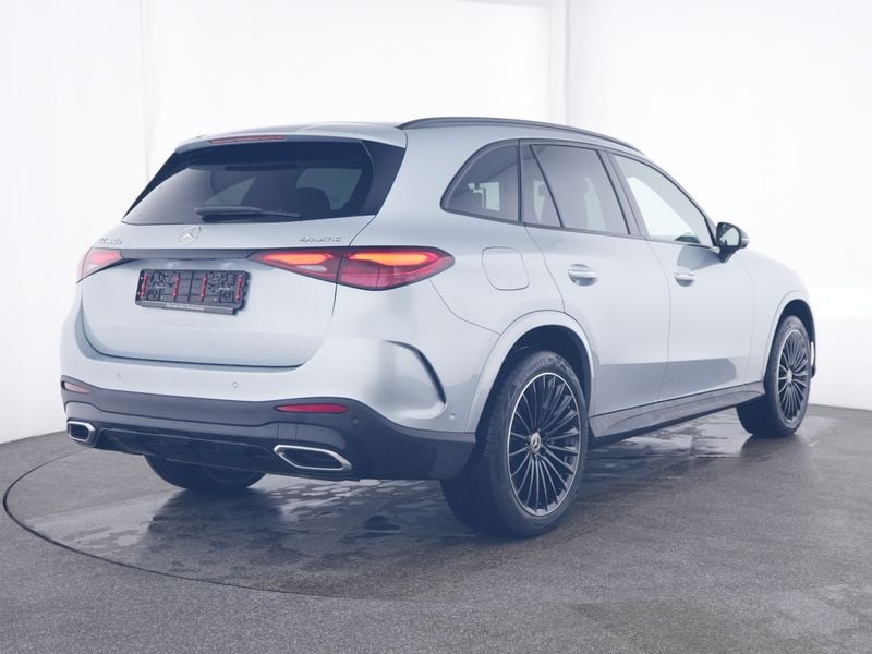 Mercedes-Benz Glc 300e 4matic amg line i niveau regeling i panorama dak i d