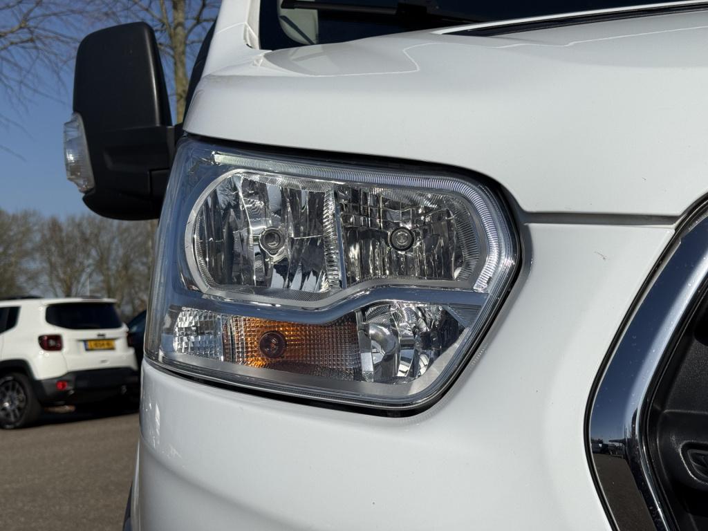 Ford Transit 330 2.0 tdci l2h2 trend | nl-auto | carplay | cruisec. | lm ve