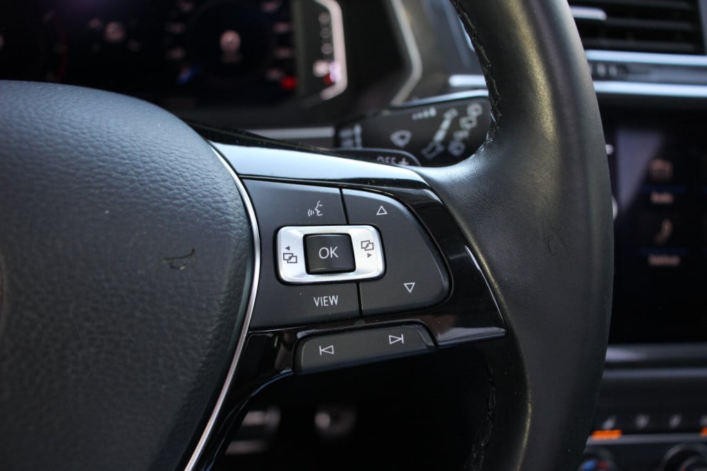 Volkswagen Tiguan Allspace 1.5 tsi highline r-line | pano | leder | 360 cam