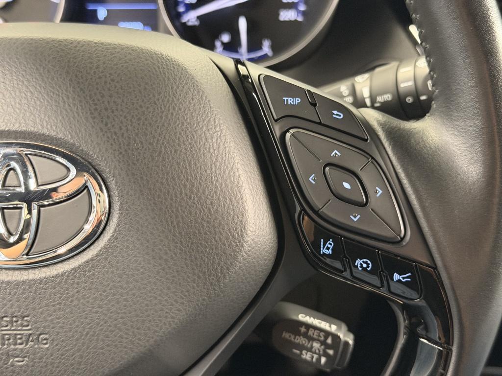 Toyota C-hr 1.8 hyb. first edit.