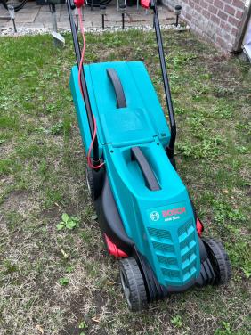 Bosch grasmaaier Zo goed als nieuw !