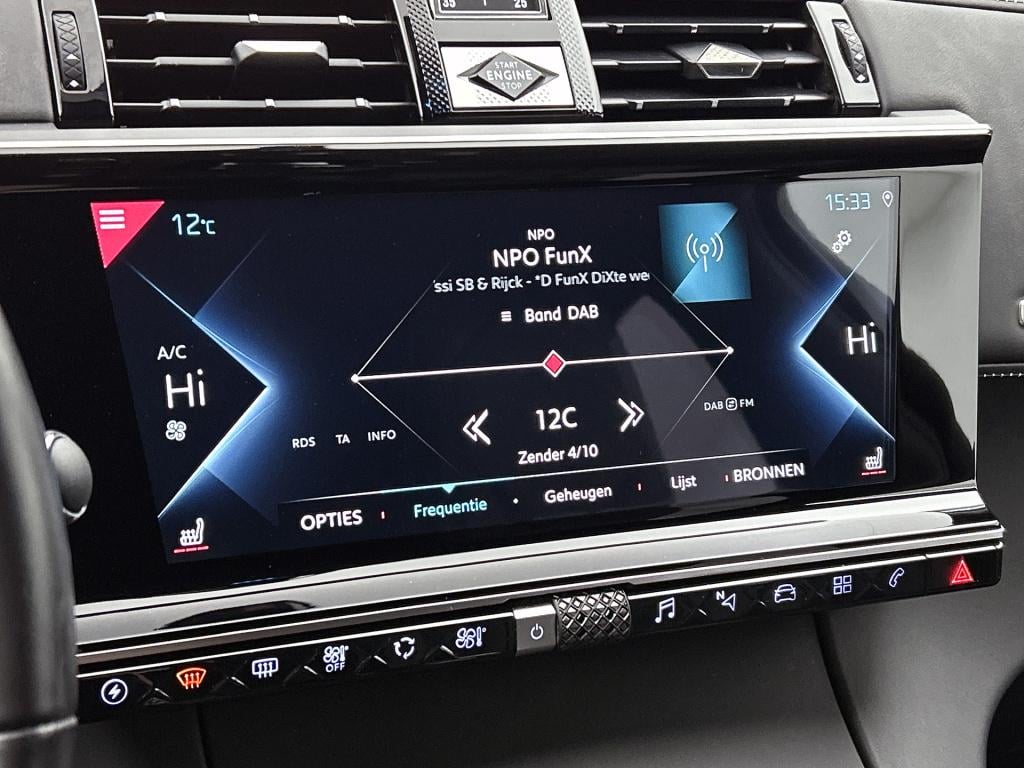 Ds Ds 7 crossback e-tense 300pk 4x4 automaat louvre | leder | adaptive crui