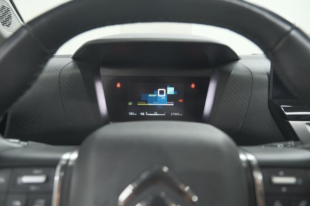 Citroen Ë-c4 shine 50 kwh | elektrisch panoramadak | camera | adaptieve cru