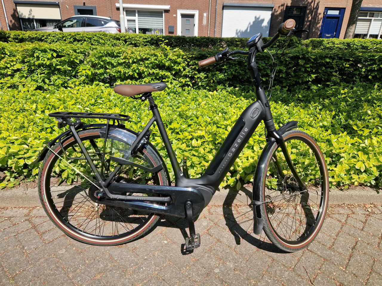 Zo goed als nieuwe Gazelle Grenoble met Bosch middenmotor