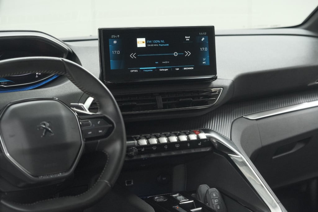 Peugeot 5008 puretech 130 eat8 active pack | 7 zitplaatsen | camera | apple