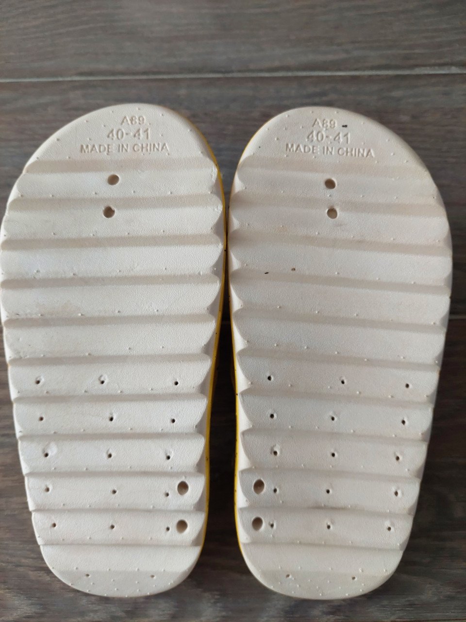SPONGEBOB SLIPPERS