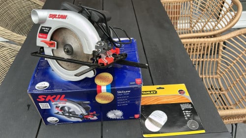 Skil Cirkelzaag als nieuw met nieuw extra zaagblad teab