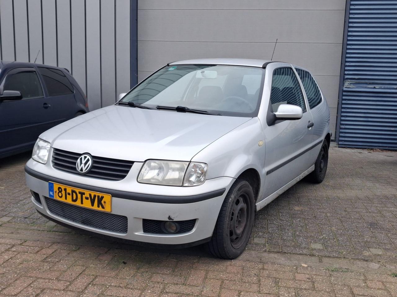 Volkswagen polo 1.4 mpi lage km stand!