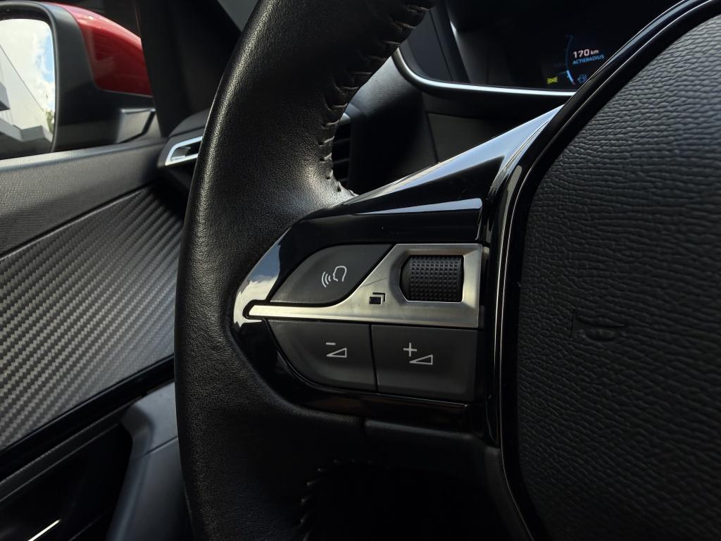 Peugeot 2008 1.2 puretech allure