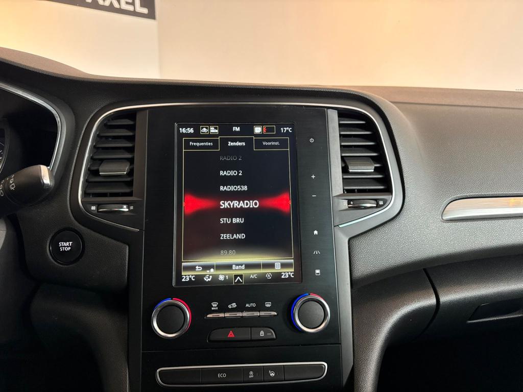 Renault Megane 1.3 tce limited